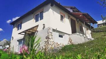 Фотографии Дома для отпуска Casa Feli г. Arada (Румыния) №1 Фото Дома для отпуска Casa Feli г. Arada 1